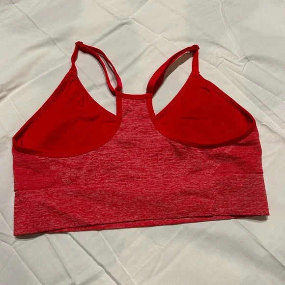 PINK Victoria's Secret Red Seamless Sports Bra - Picture 2 of 4